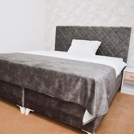 Divanhana מלון Brčko