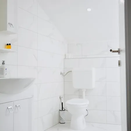 מלון Divanhana *